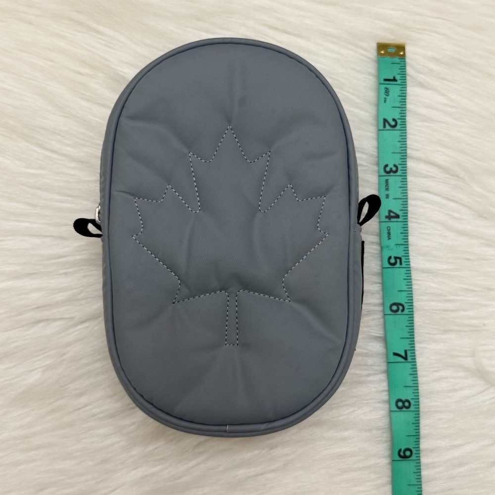 LULULEMON - BLACK GREY TEAM CANADA FUTURE LEGACY BAG - Picture 15 of 16